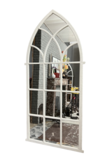 Gotisches Fensterelement Aus Gusseisen Für Authentisches Design