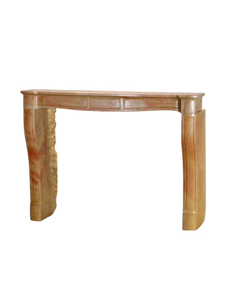 Maison Leon Van den Bogaert Elegante Vintage-Kaminverkleidung Aus Französischem Stein