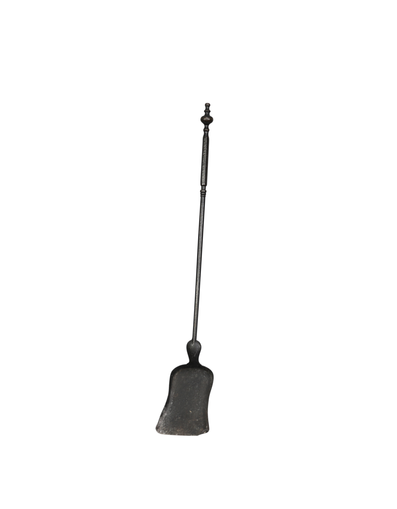 Maison Leon Van den Bogaert Pala Rústica Negra Para Las Cenizas De La Chimenea