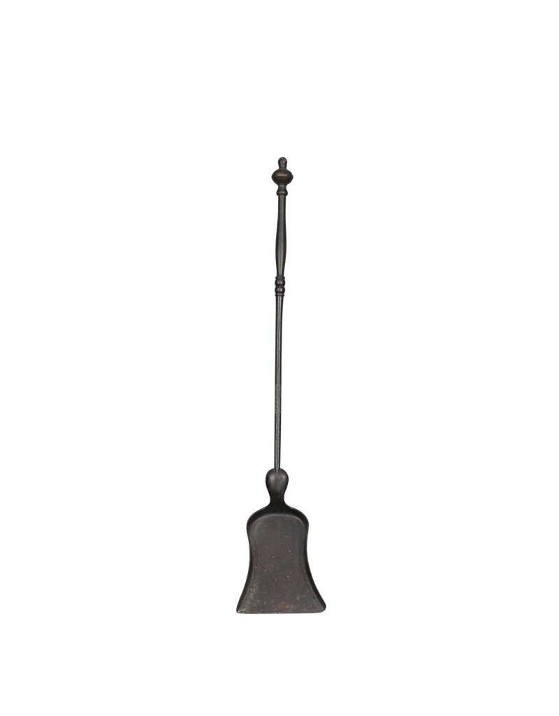 Maison Leon Van den Bogaert Elegante Pala Para Chimenea Vintage Para Una Decoración Original Junto Al Fuego