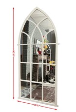 Gotisches Fensterelement Aus Gusseisen Für Authentisches Design