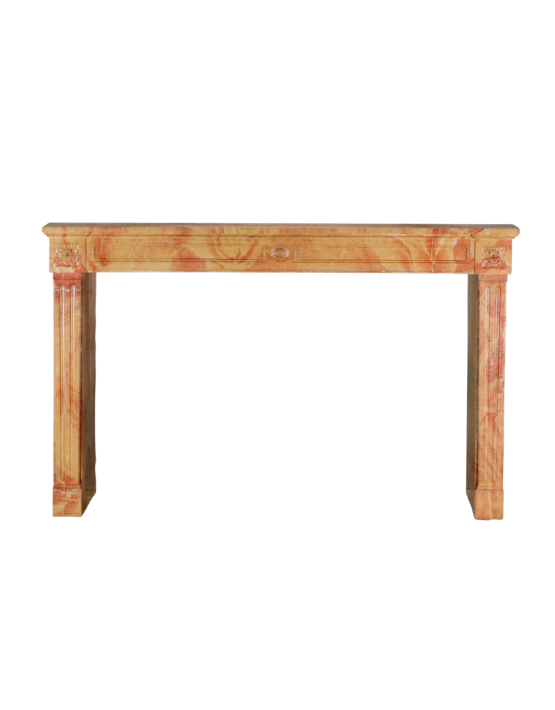 Maison Leon Van den Bogaert 190 cm Breite Kaminumrandung aus französischem Marmorstein