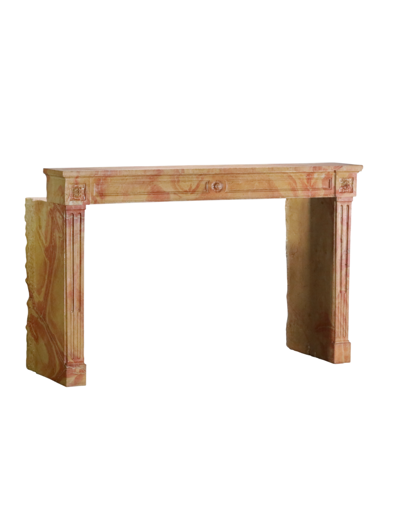 Maison Leon Van den Bogaert 190 cm Breite Kaminumrandung aus französischem Marmorstein