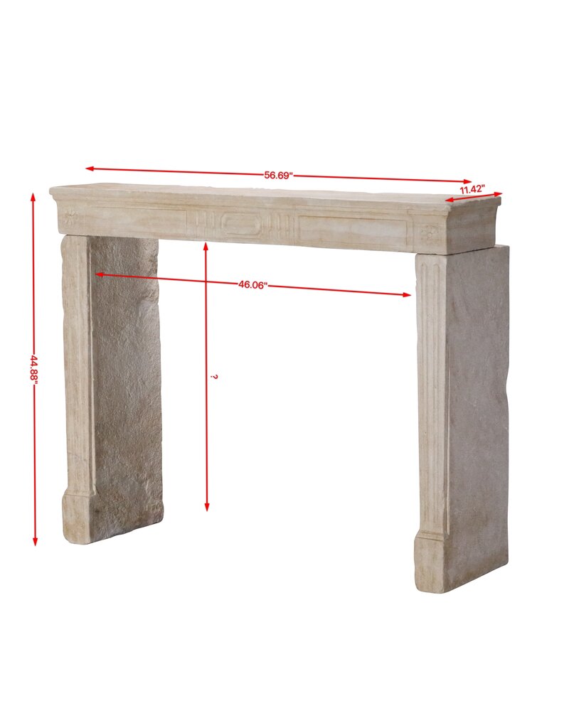 140 cm breite Kaminverkleidung aus Kalkstein