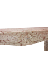Maison Leon Van den Bogaert 155 cm breite Kaminumrandung aus einem französischen Schloss