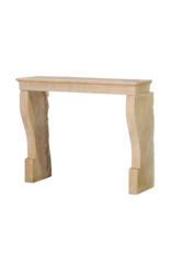 Maison Leon Van den Bogaert Pequeña Chimenea Francesa Del Siglo XIX En Piedra Beige