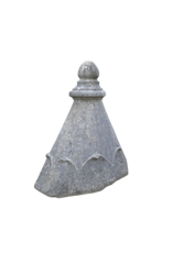 Maison Leon Van den Bogaert Belgisches wiedergewonnenes dekoratives Bauelement aus blauem Hartstein