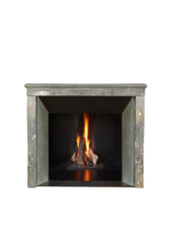 Maison Leon Van den Bogaert Vintage-Kaminumrandung