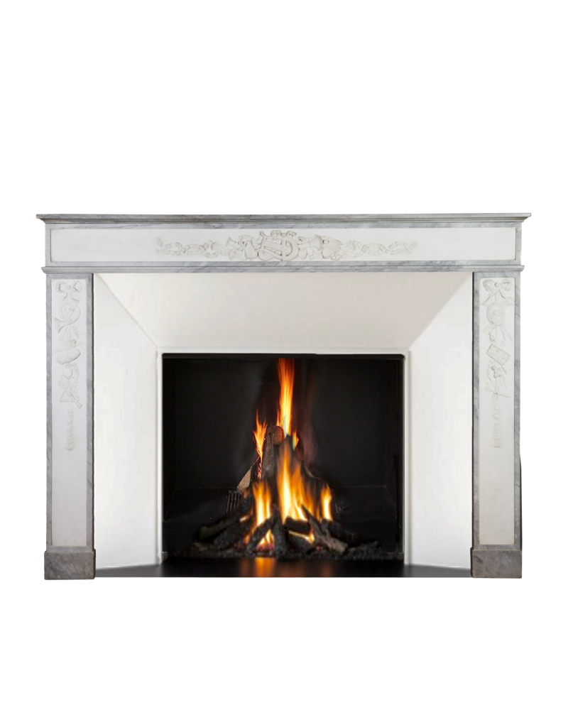 Chimenea Neoclásica Francesa – Mármol Bleu Turquin & Statuario
