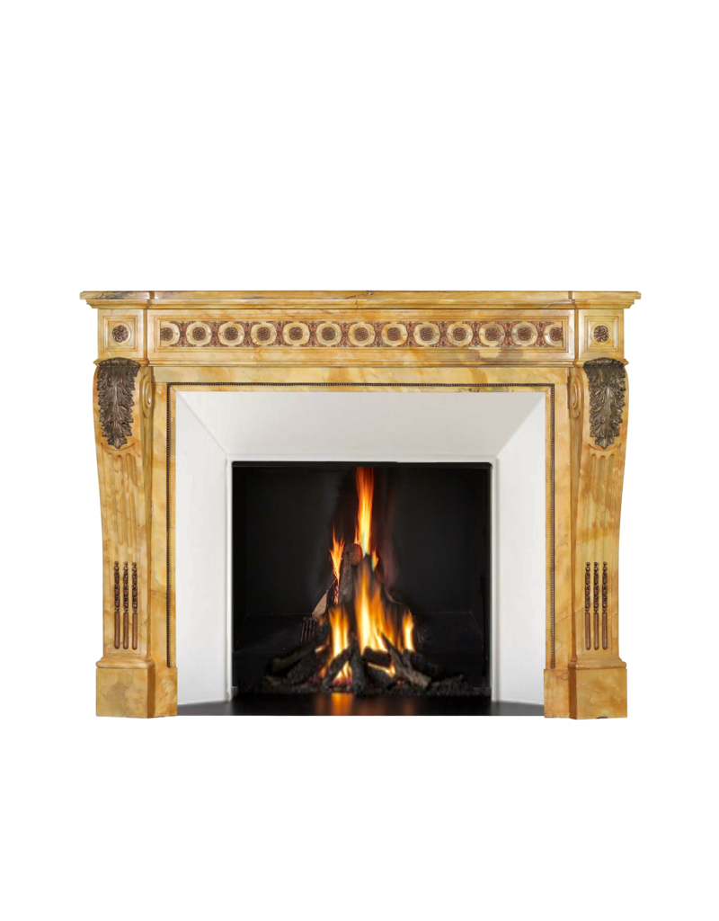 Maison Leon Van den Bogaert Jaune De Sienne Marmorkaminumrandung mit Bijouterie