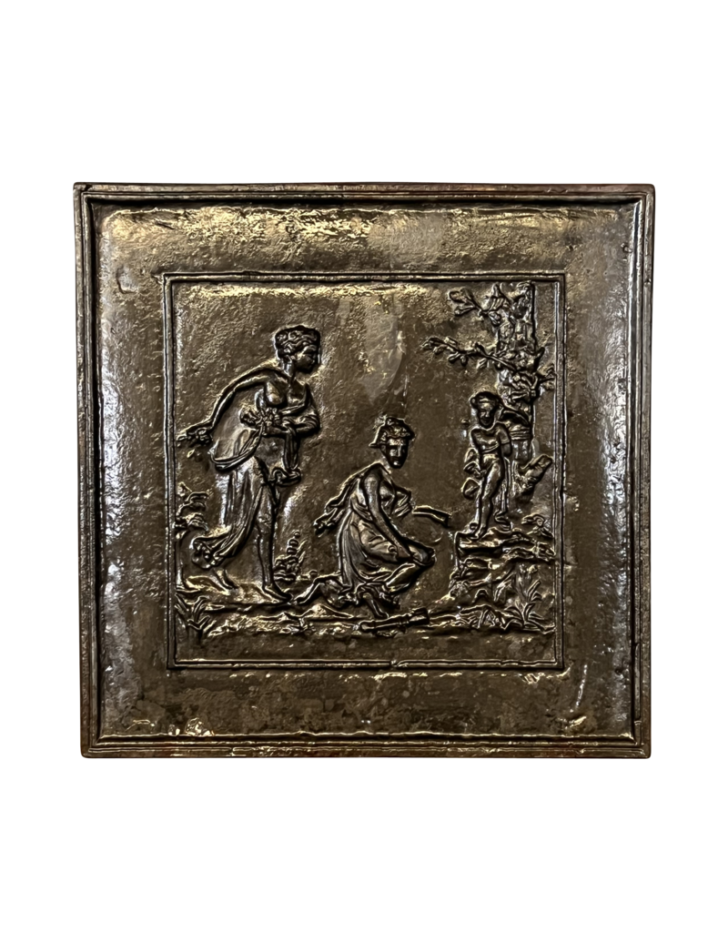Maison Leon Van den Bogaert Romantic Fireplace Decor Details