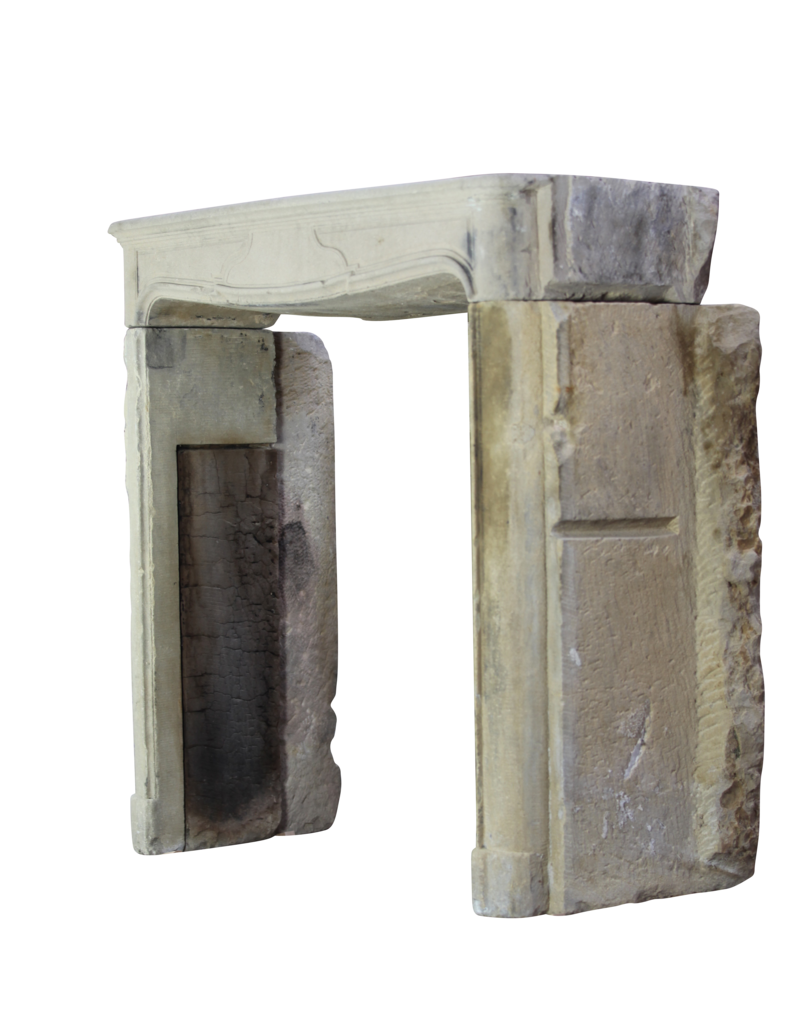 Maison Leon Van den Bogaert 17th Century French Grez-stone Fireplace Surround
