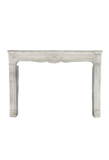 Maison Leon Van den Bogaert Chimeneas De Piedra Blanqueadas Con Cal Blanca