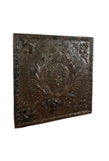 Maison Leon Van den Bogaert Wiedergewonnene Kaminplatte mit dem Wappen des Königs von Frankreich