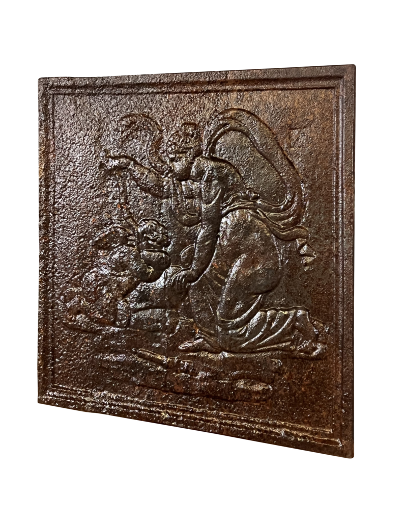 Maison Leon Van den Bogaert Plaque De Cheminée Antique En Fonte Représentant Une Dame Avec Un Ange