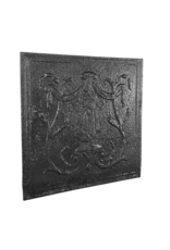 Plaque De Cheminée Aux Motifs Décoratifs Élégants