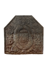 Maison Leon Van den Bogaert Wappen-Kaminplatte aus dem 17. Jahrhundert