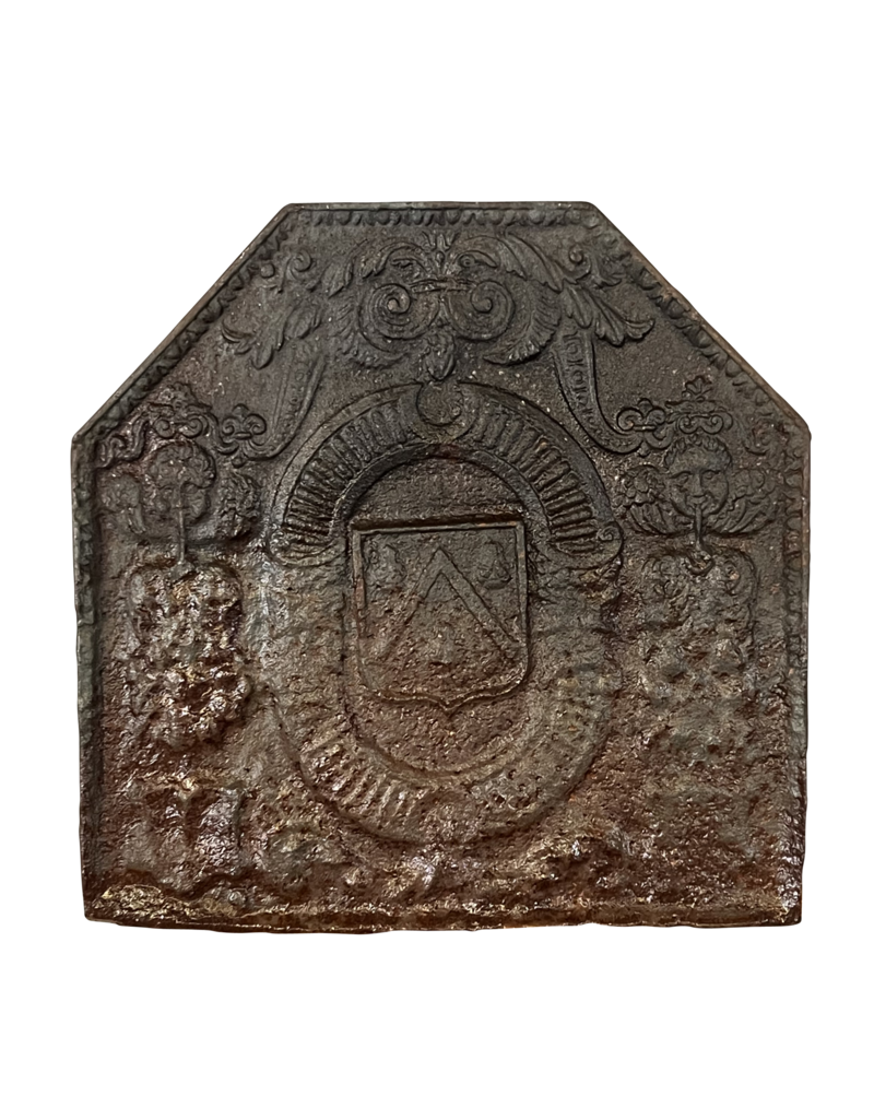 Maison Leon Van den Bogaert Fondo De Chimenea Con Escudo Del Siglo Xvii.