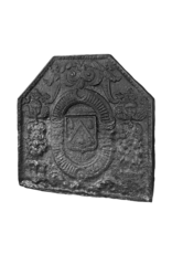 Maison Leon Van den Bogaert Fondo De Chimenea Con Escudo Del Siglo Xvii.