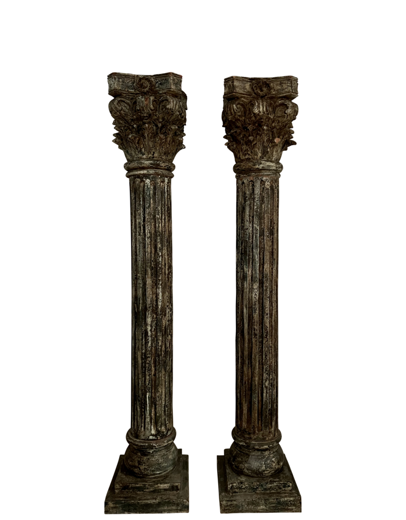 Maison Leon Van den Bogaert Par De Columnas Antiguas De Madera