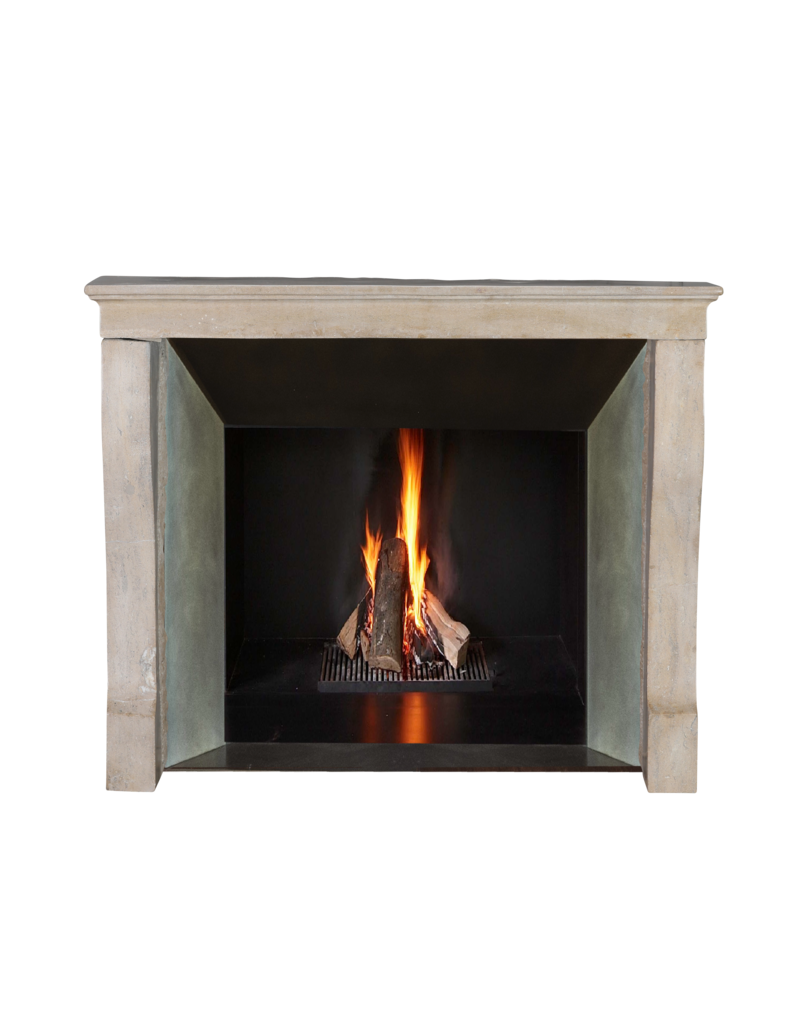 Maison Leon Van den Bogaert Antigua Repisa De Chimenea Francesa En Piedra Beige Atemporal