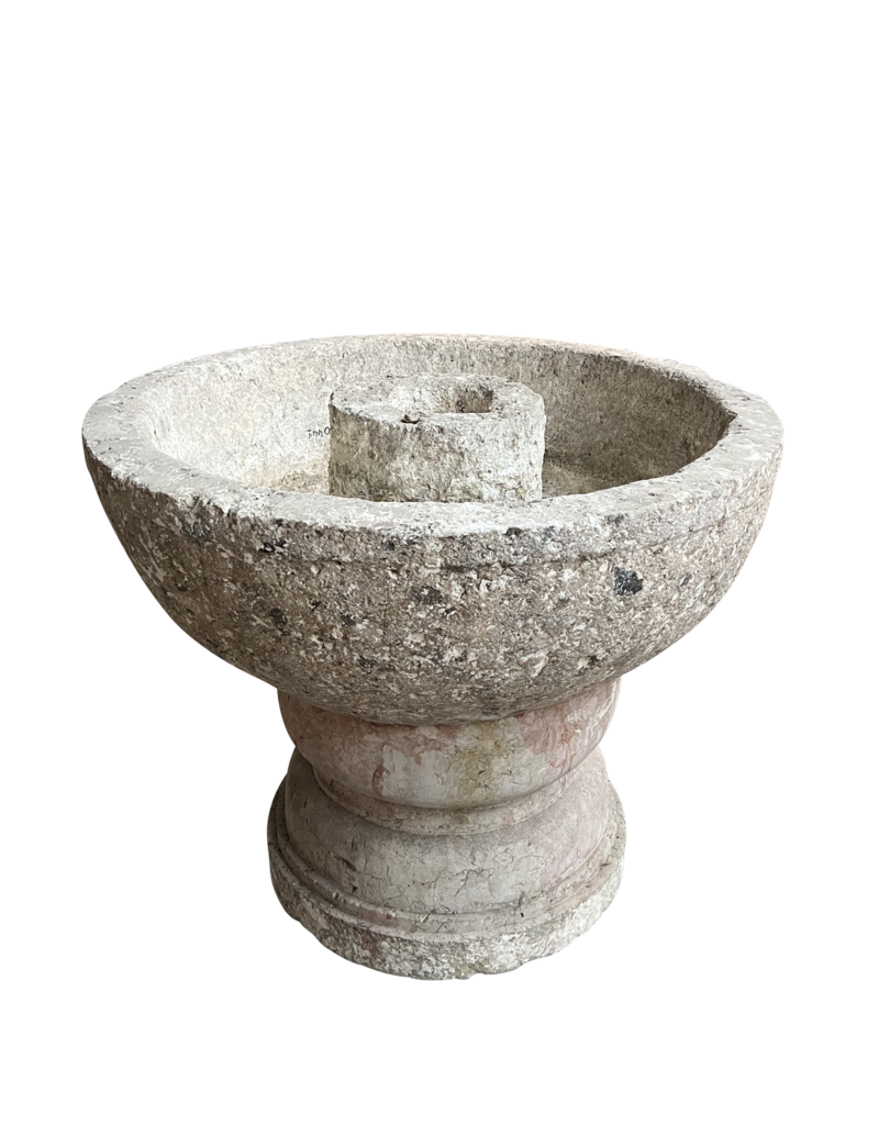 Exceptionnel Elément De Fontaine En Marbre Antique