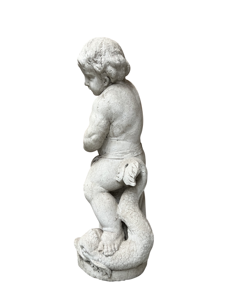 Maison Leon Van den Bogaert Statue ancienne en marbre représentant le petit Michel tuant le dragon
