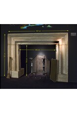 Cadre De Foyer De Château En Grès Extrêmement Massif