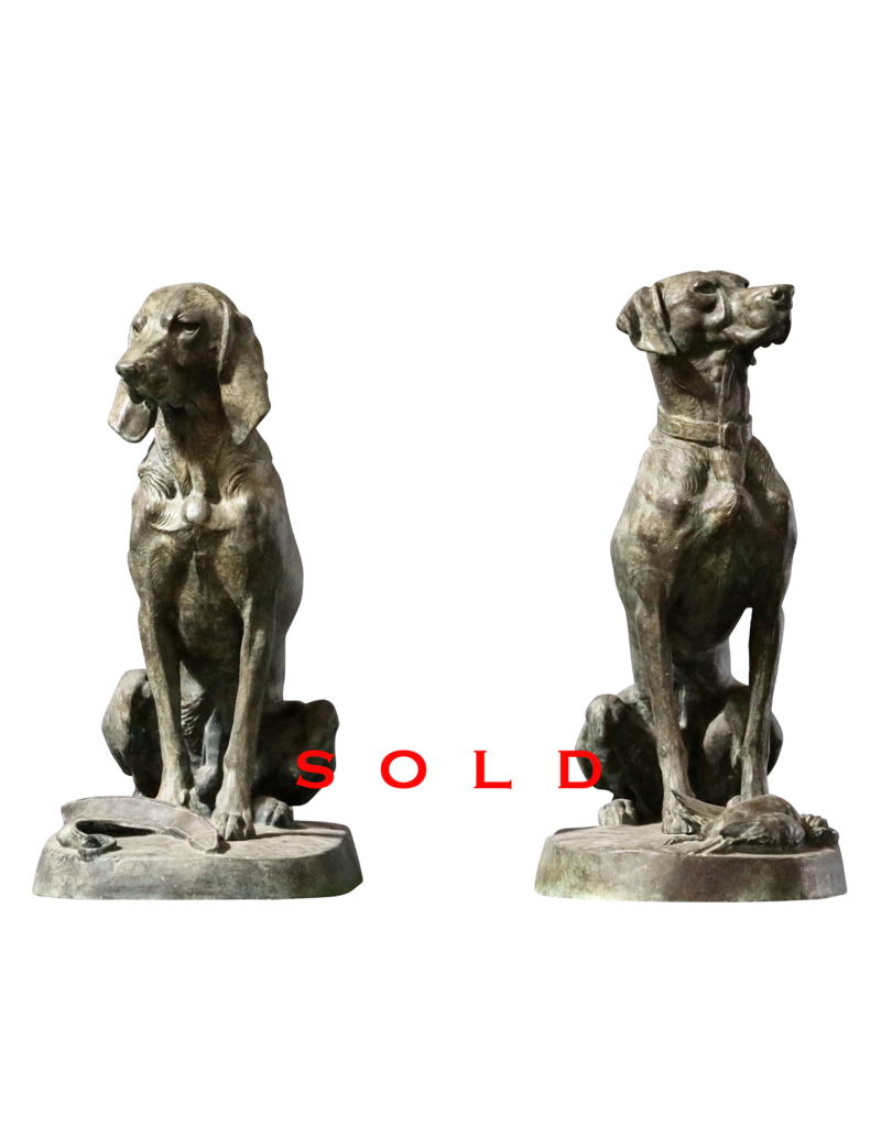 Elegante Par De Perros De Caza En Latón