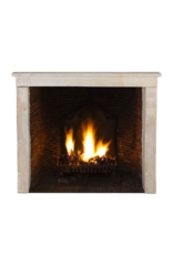 Petite Cheminée Ancienne En Pierre Pour Un Intérieur Cosy Et Intemporel
