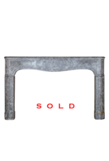 Maison Leon Van den Bogaert Vintage-Kaminumrandung aus oxidiertem Hartstein