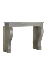 Maison Leon Van den Bogaert Repisa De Chimenea Minimalista atemporal En Piedra Natural Gris Apagada