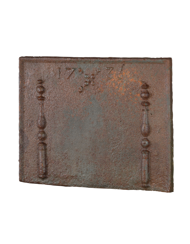 Plaque De Cheminée Lourde Pour Des Heures De Chaleur Et De Confort Au Coin Du Feu