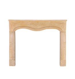 Maison Leon Van den Bogaert Cheminée Romantique Avec Détails Floraux