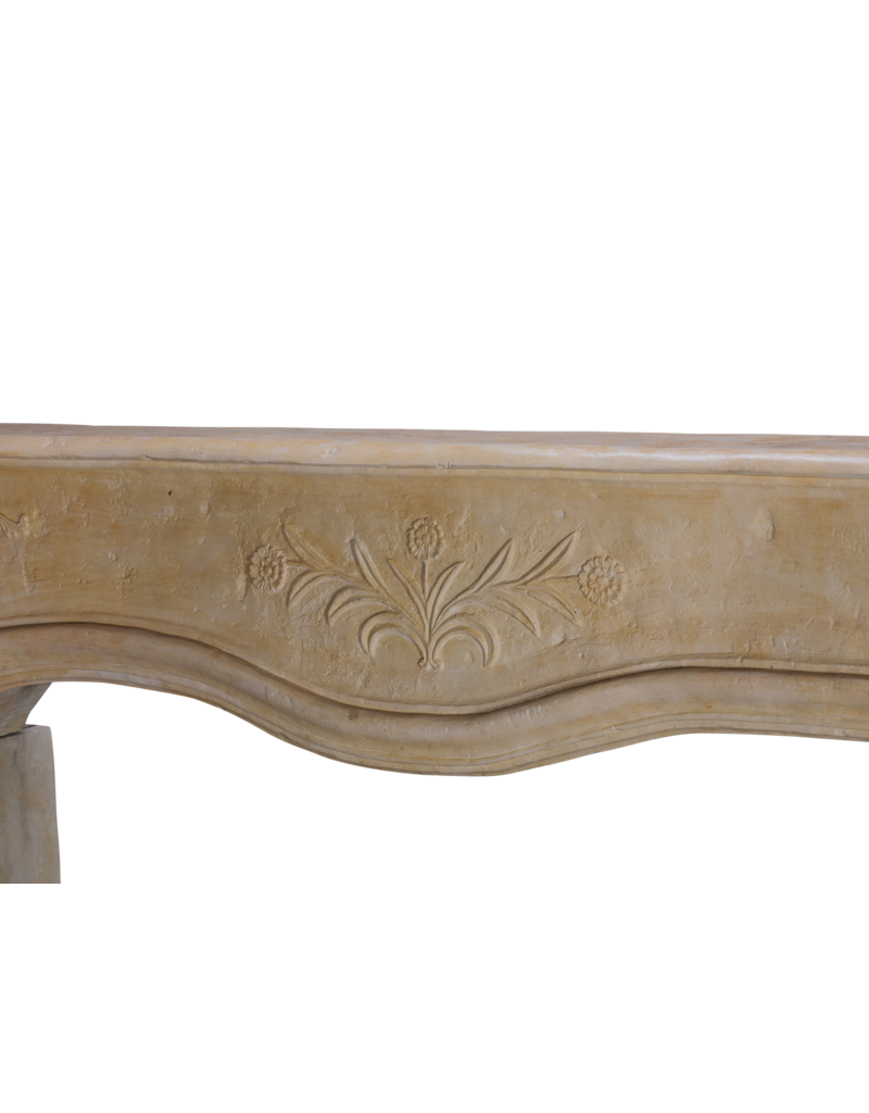 Maison Leon Van den Bogaert Entourage De Cheminée - XVIIIe Siècle - Sculptures Florales Romantiques – Élégante Pièce Maîtresse Provinciale-Rocaille