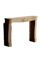 Maison Leon Van den Bogaert Originele Franse Schouw - 18e Eeuw - Licht Okerkleurig Marmer Met Natuurlijke Patina