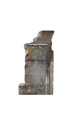Maison Leon Van den Bogaert Louis-XIII-Strandhaus-Kamin aus Nolay-Stein mit Schaleneinschlüssen – 175 cm breit