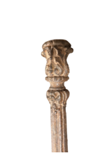 Maison Leon Van den Bogaert Set van Vier Antieke Gietijzeren Getorste Palen – Hemelbed & Decoratieve Kolommen