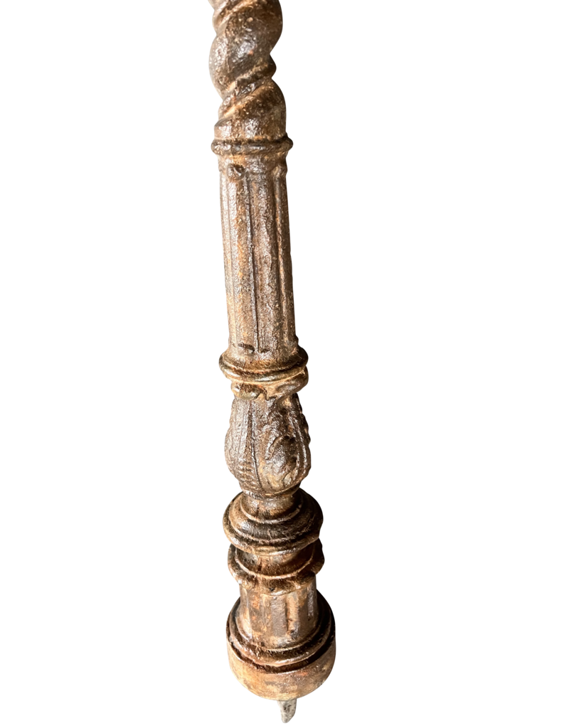Maison Leon Van den Bogaert Conjunto de Cuatro Columnas Antiguas de Hierro Fundido Torsionado – Postes Decorativos para Cama con Dosel o Elementos Arquitectónicos