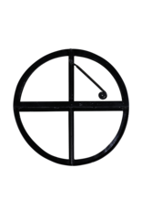 Maison Leon Van den Bogaert Fenêtre ronde en fer forgé avec croix – moitié ouvrante sur charnière, style antique et industriel