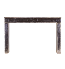 Maison Leon Van den Bogaert Großer originaler Directoire-Kamin aus Kalkstein mit brauner Patina