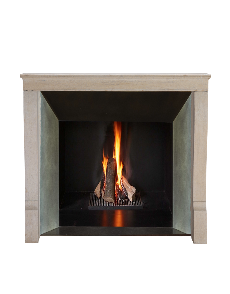 Maison Leon Van den Bogaert 19th Century French Louis Philippe Fireplace in Timeless Beige Limestone