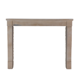 Maison Leon Van den Bogaert Authentischer französischer Kamin aus beigem Kalkstein – Zeitlose Eleganz