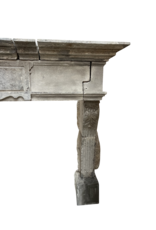 Maison Leon Van den Bogaert Monumentale Cheminée Renaissance En Calcaire — Élégance Intemporelle - Intérieurs Modernes-Classiques