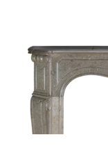 Chimenea francesa auténtica de estilo Pompadour en mármol verde mastic — Elegancia del siglo XIX para interiores modernos o clásicos