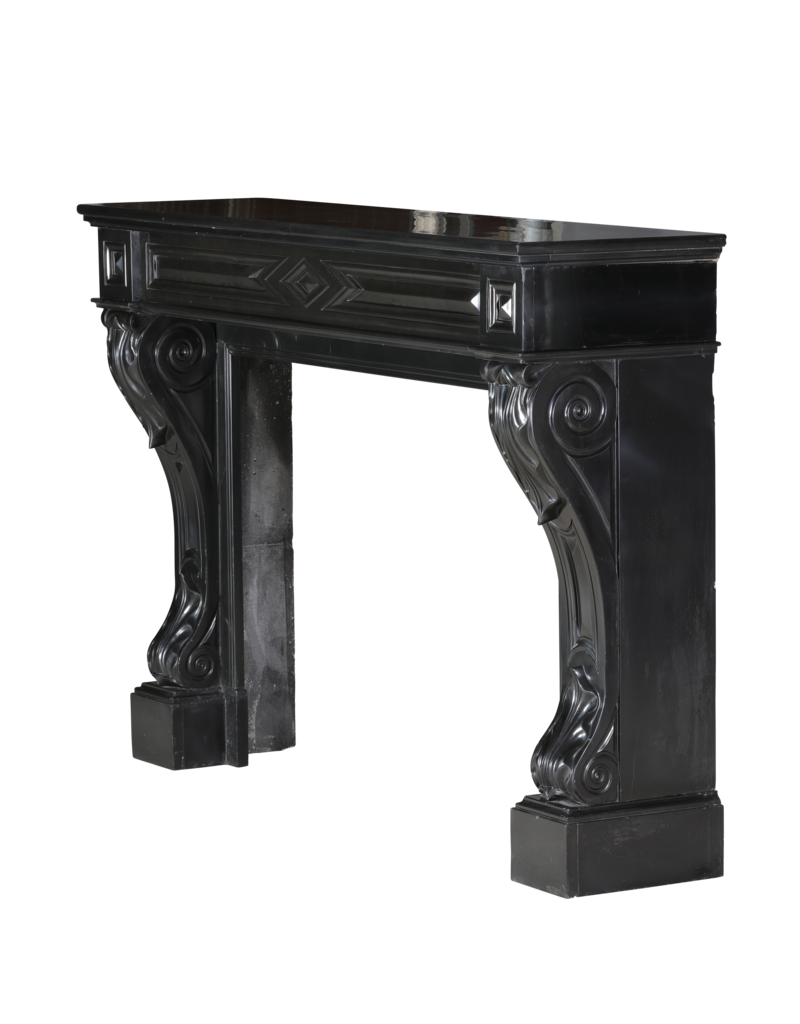 Maison Leon Van den Bogaert Cheminée Ancienne en Marbre Noir Belge | Authentique Cheminée Française du XIXe Siècle | Élégance et Luxe Intemporels