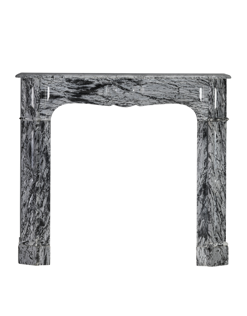 Maison Leon Van den Bogaert Pompadour Schouw in Italiaans Bleu Fleuri (Bardiglio Forito) Marmer – Elegant Antiek Voor Tijdloze Interieurs