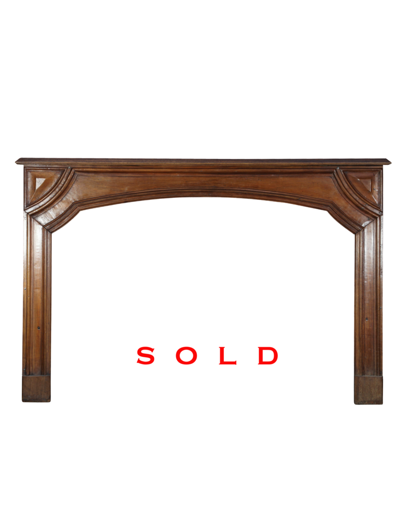 Cheminée Élégante En Noyer Français