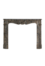 Maison Leon Van den Bogaert Pompadour-Kamin aus Portor des Pyrénées-Marmor | Antiker französischer Kamin | 19. Jahrhundert