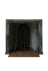 Maison Leon Van den Bogaert Authentische Kaminumrahmung im Bolection-Stil aus Grünem Antikmarmor des 19. Jahrhunderts – Zeitloses Architektonisches Element